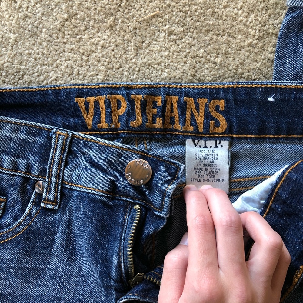 VIP Jeans capris - Picture 3 of 3